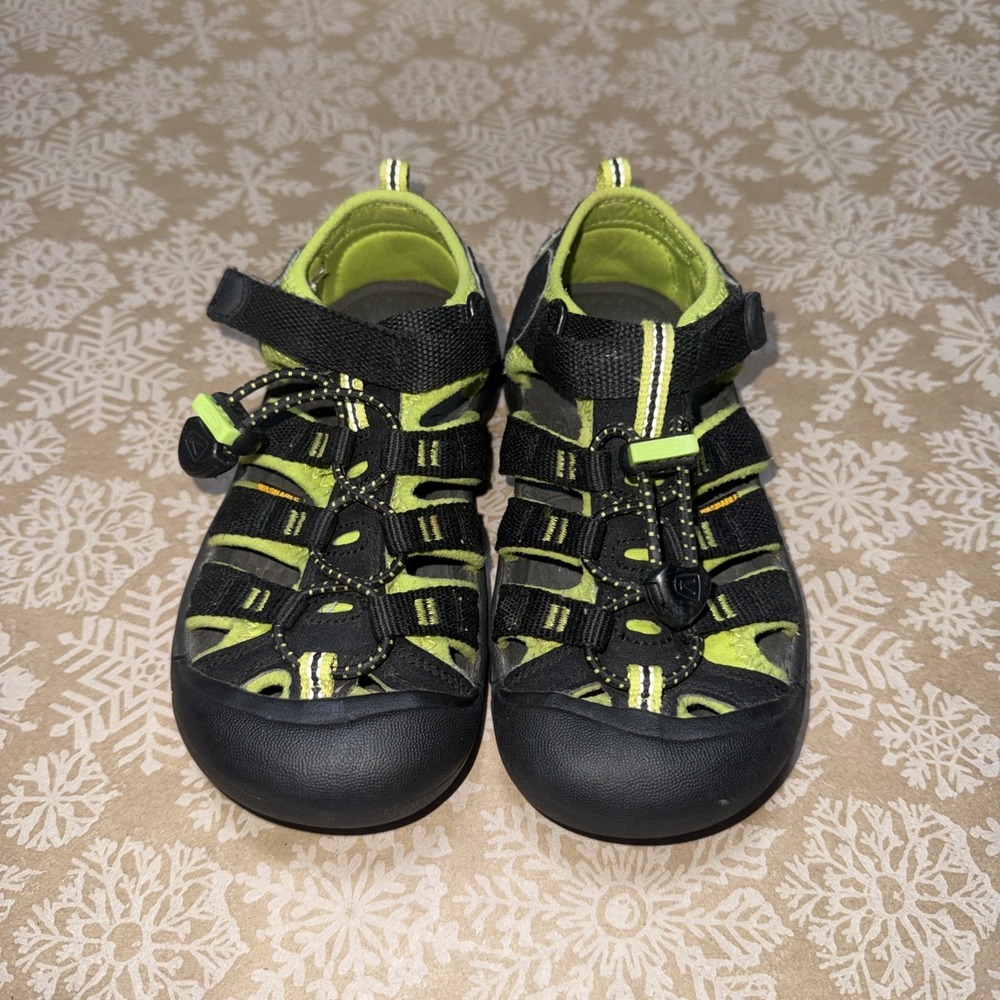 Keen Newport H2 Strap Outdoor Sport Sandals Size Boys 12 - Black & Lime